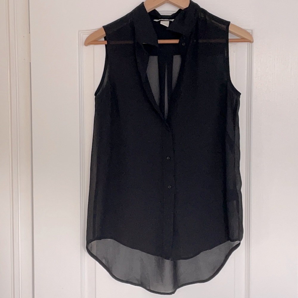 H&M high-low hem button down tank top blouse.